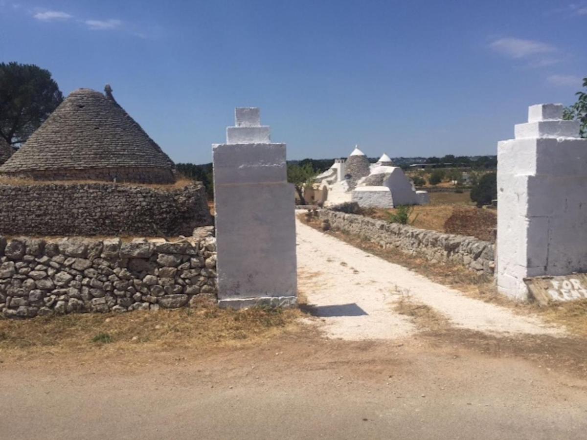 Borgo Trulli 1789 Bed & Breakfast Ostuni Exterior photo