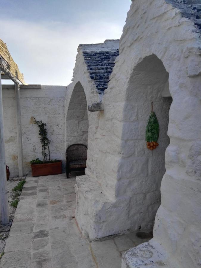Borgo Trulli 1789 Bed & Breakfast Ostuni Exterior photo