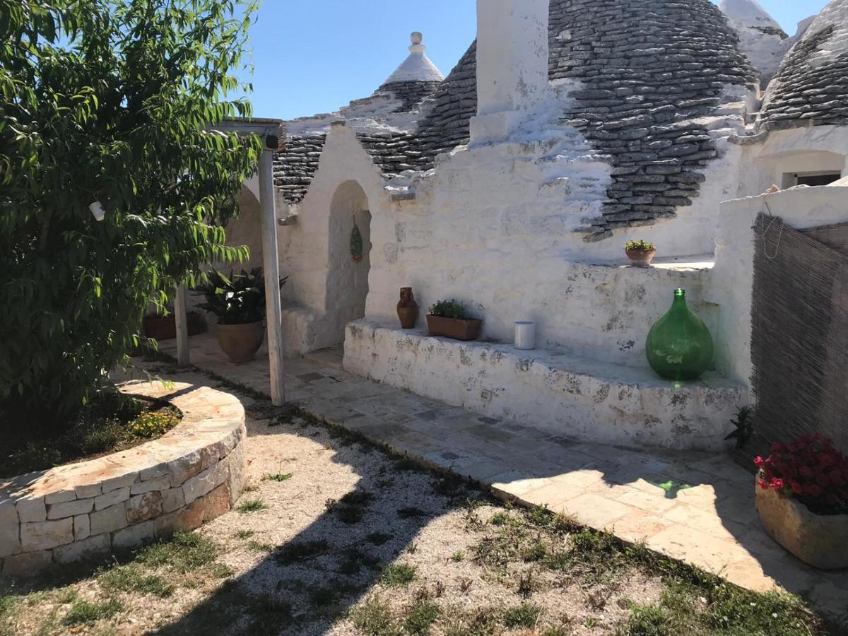 Borgo Trulli 1789 Bed & Breakfast Ostuni Exterior photo