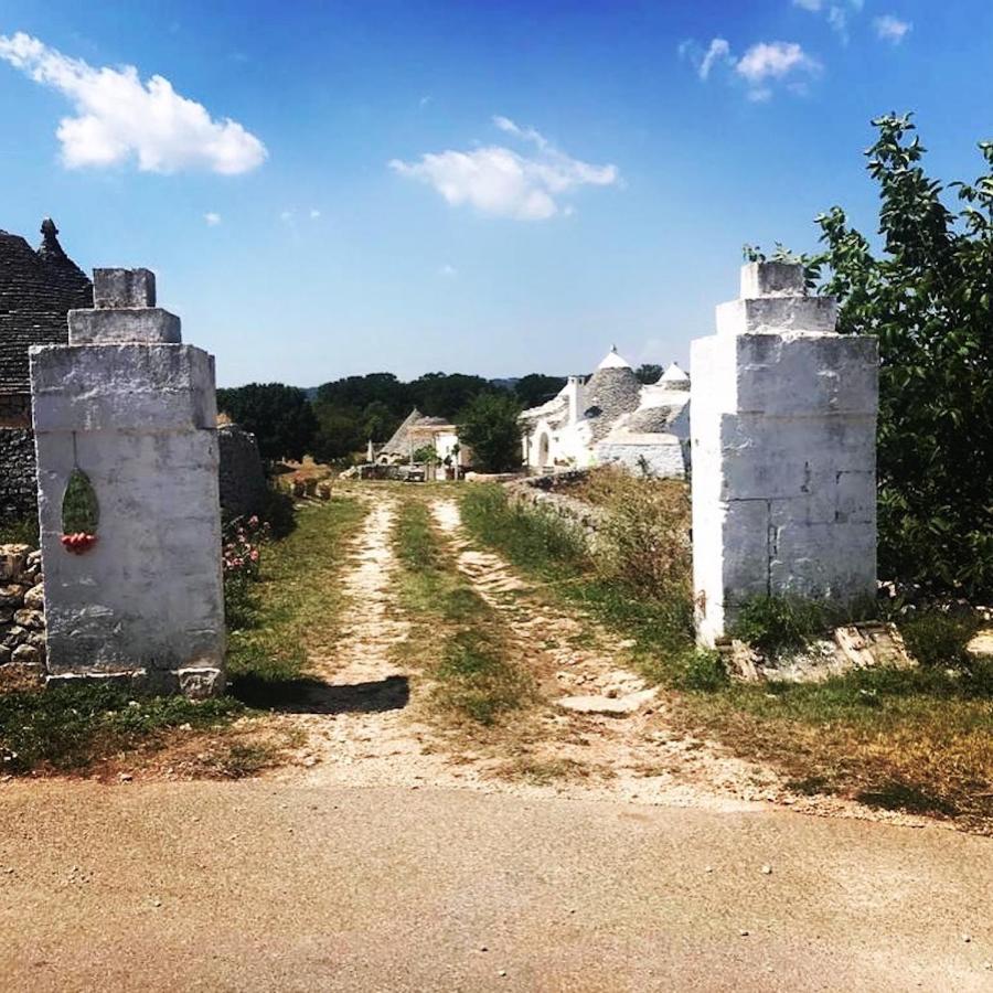 Borgo Trulli 1789 Bed & Breakfast Ostuni Exterior photo