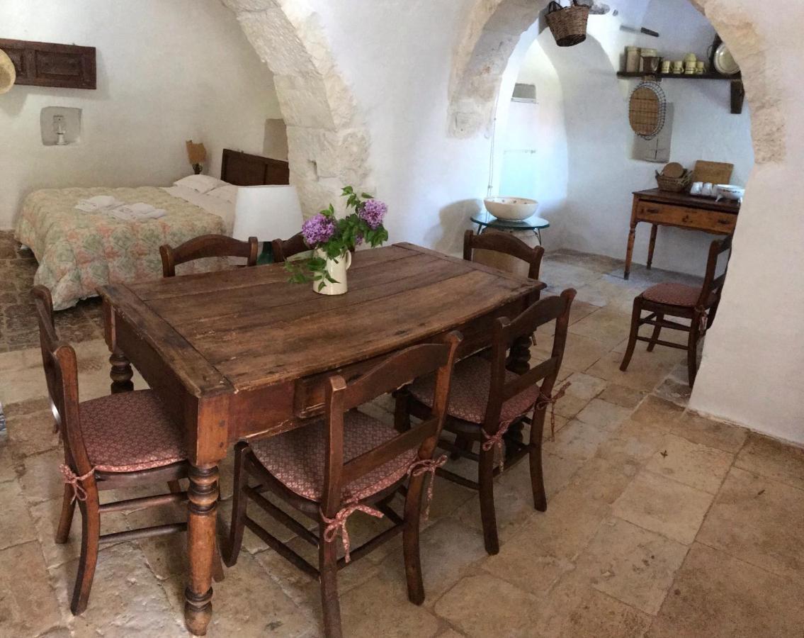 Borgo Trulli 1789 Bed & Breakfast Ostuni Exterior photo